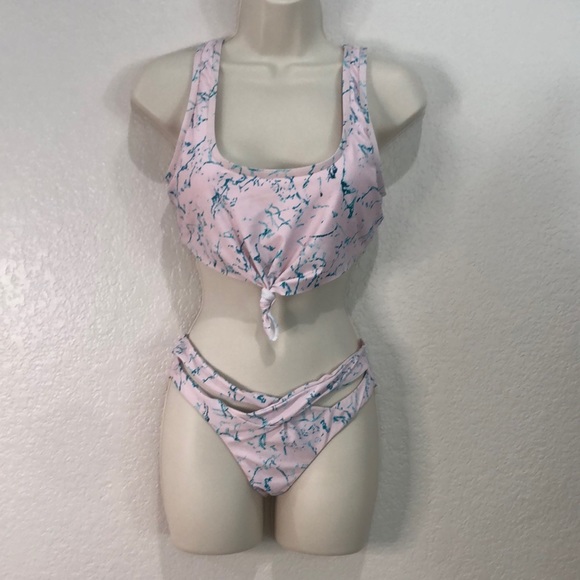 Gianni Bini Other - Gianni Bini size Medium pink and blue Tie Dye No hygienic liner new never used